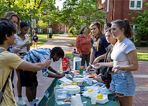 Students club helping students