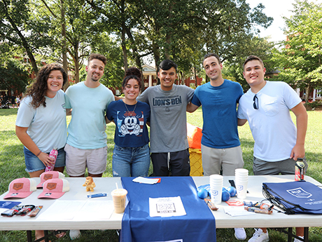 Students at Clubs & Organizations resource fair