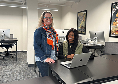 Melissa Gamez and Dejah Entzminger